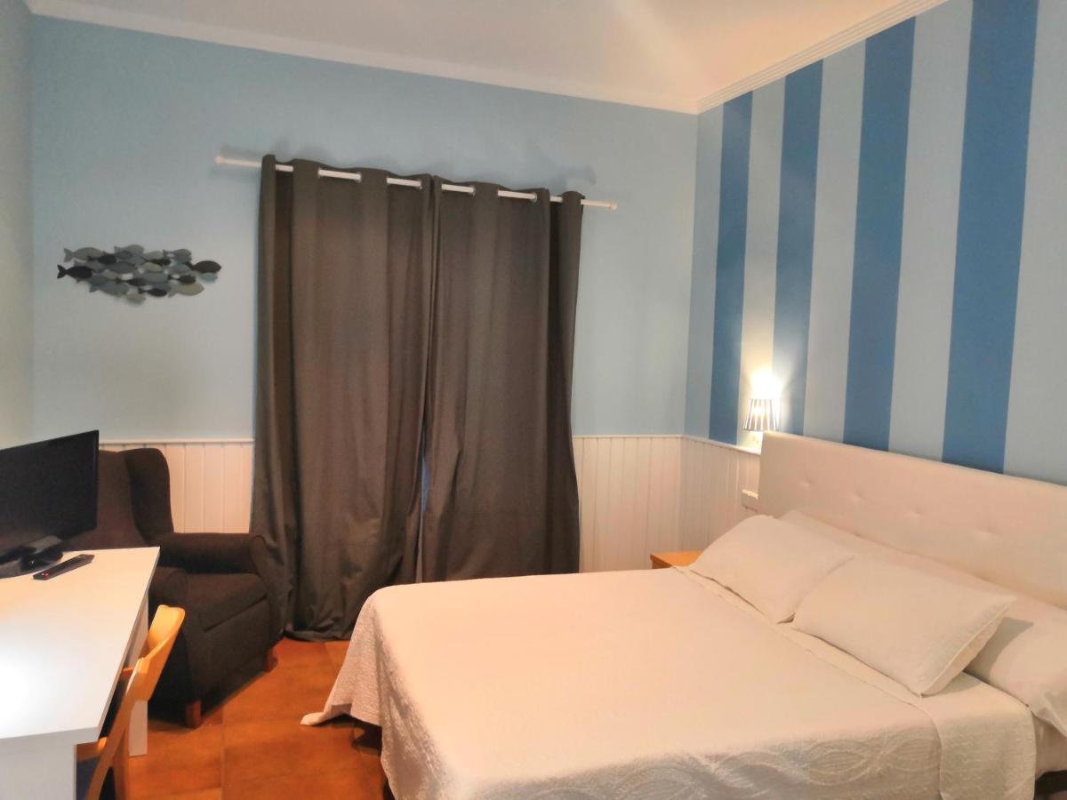 Hotel Marisma Sancti Petri ชิกลานา เด ลา ฟรอนเตรา ภายนอก รูปภาพ